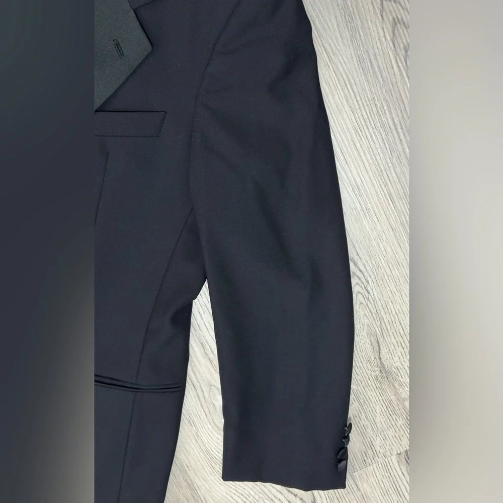 NEW VALENTINO Italy Black 2 Button 100% wool dinner tuxedo jacket Size 42 $4850 - Picture 5 of 12